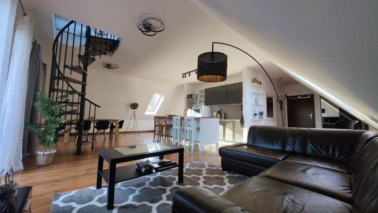 שצ'קלארסקה פוראובה Apartament Urocza Przy Wyciagu Ski Arena מראה חיצוני תמונה