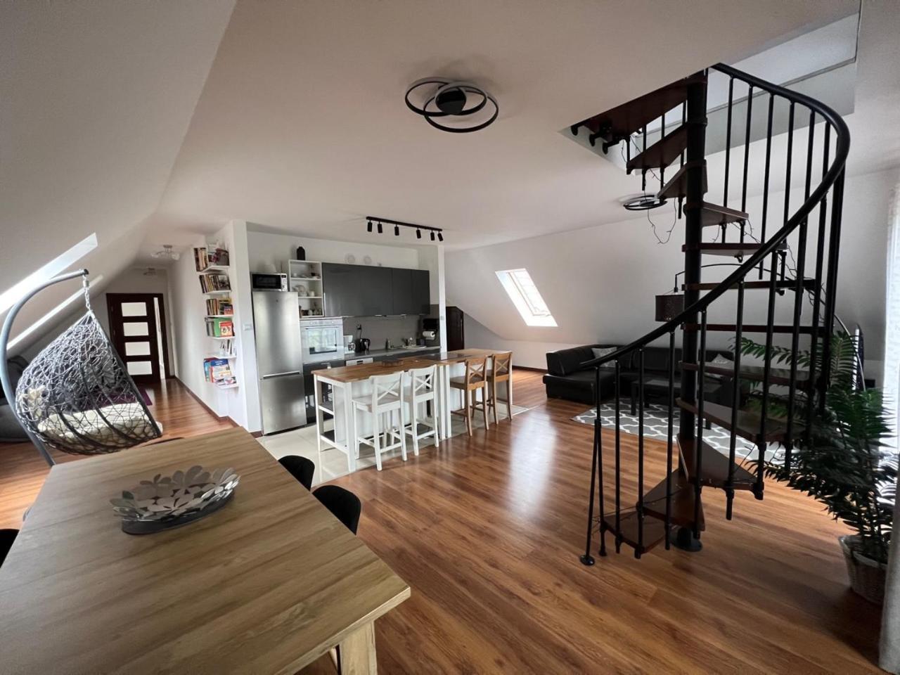 שצ'קלארסקה פוראובה Apartament Urocza Przy Wyciagu Ski Arena מראה חיצוני תמונה